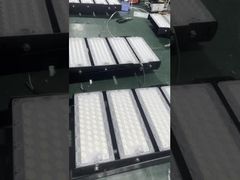 Siyah ABS Güneş Enerjili Lamba Uzaktan Kumandalı 50w 100w 200w 300w 400w 500w Led Projektör