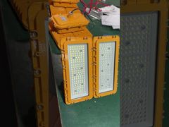 Yüksek Kaliteli Tehlikeli Alan Aydınlatması Su Geçirmez Patlamaya Dayanıklı Lamba 50w 100w 150w 200w