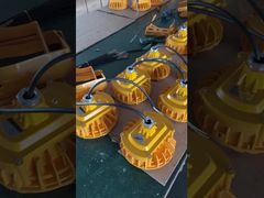 Petrol Sahaları Petrokimya Sondaj Kimya İşletmeleri için IP65 100W LED Patlamaya Dayanıklı Işıklar