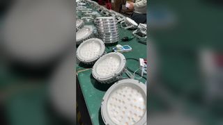 Tehlikeli Yerler için IP65 Su Geçirmez Enerji Tasarruflu LED Patlamaya Dayanıklı Işık 50W-300W Demosunu Görüntüleyin