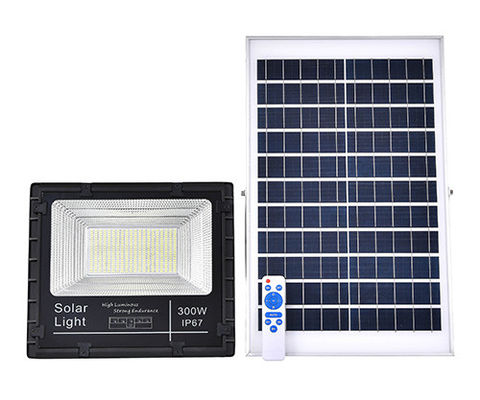 20 Watt LED Güneş Enerjili Projektör Sokak Lambası IP65 Su Geçirmez