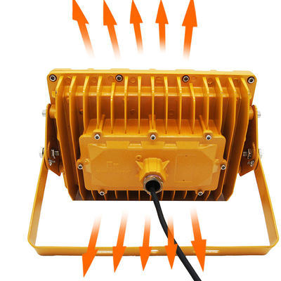 Tehlikeli Alanlar için 50W-200W Güç Aralığında Kolay Kurulum IP66 Patlamaya Dayanıklı Lamba