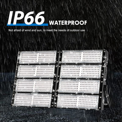 IP66 Çoklu Güç Seçenekleri ve Stadyumlar için Etkili LED Işık Kaynağı ile Korumalı Yüksek Mast Işığı