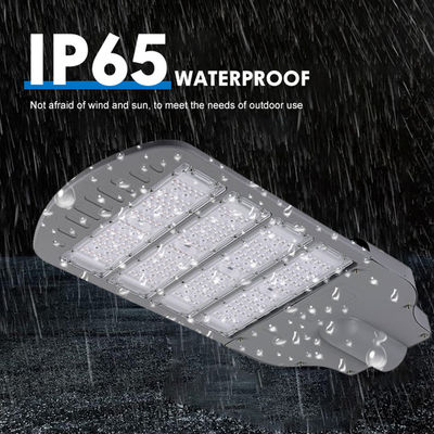 IP65 Korumalı Yüksek Performanslı LED Dış Mekan Sokak Lambaları Ayarlanabilir Braket Tasarımı