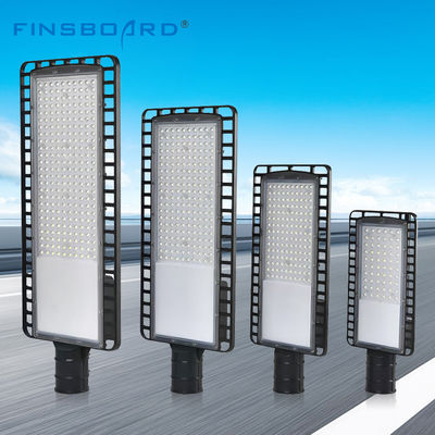 SMD3030 LED Çipleri ve 50W-200W Güç Aralığına Sahip, Otoyol ve Bahçe Aydınlatması İçin IP66 Su Geçirmez Dış Mekan LED Sokak Lambası