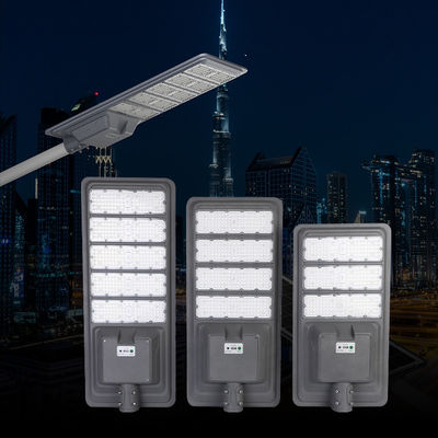 Entegreli Sokak Lambası Yol Lambası 400w 600w 800w Dış Mekan Hepsi Bir Arada LED Güneş Enerjili Sokak Lambası