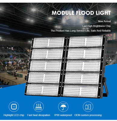 Ip66 Yüksek Mast Işığı 70w 140w 210w 280w 350w 420w 560w 700w Led Stadyum Sel Işığı